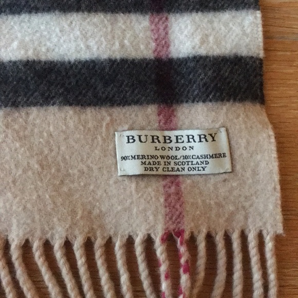 Burberry Scarf Label Authentic - Pensandpieces